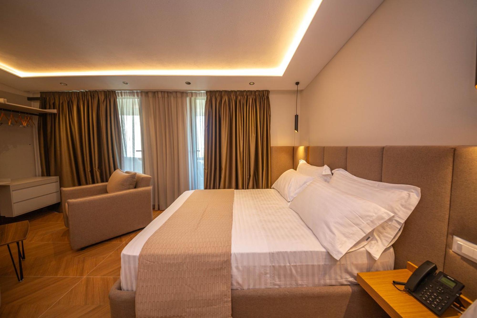 Emara Boutique Hotel Kavaje Habitación foto